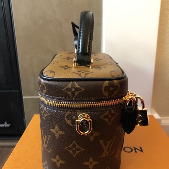 SOLD New Full Set Louis Vuitton Vanity Pm bag - Picture 7 of 13